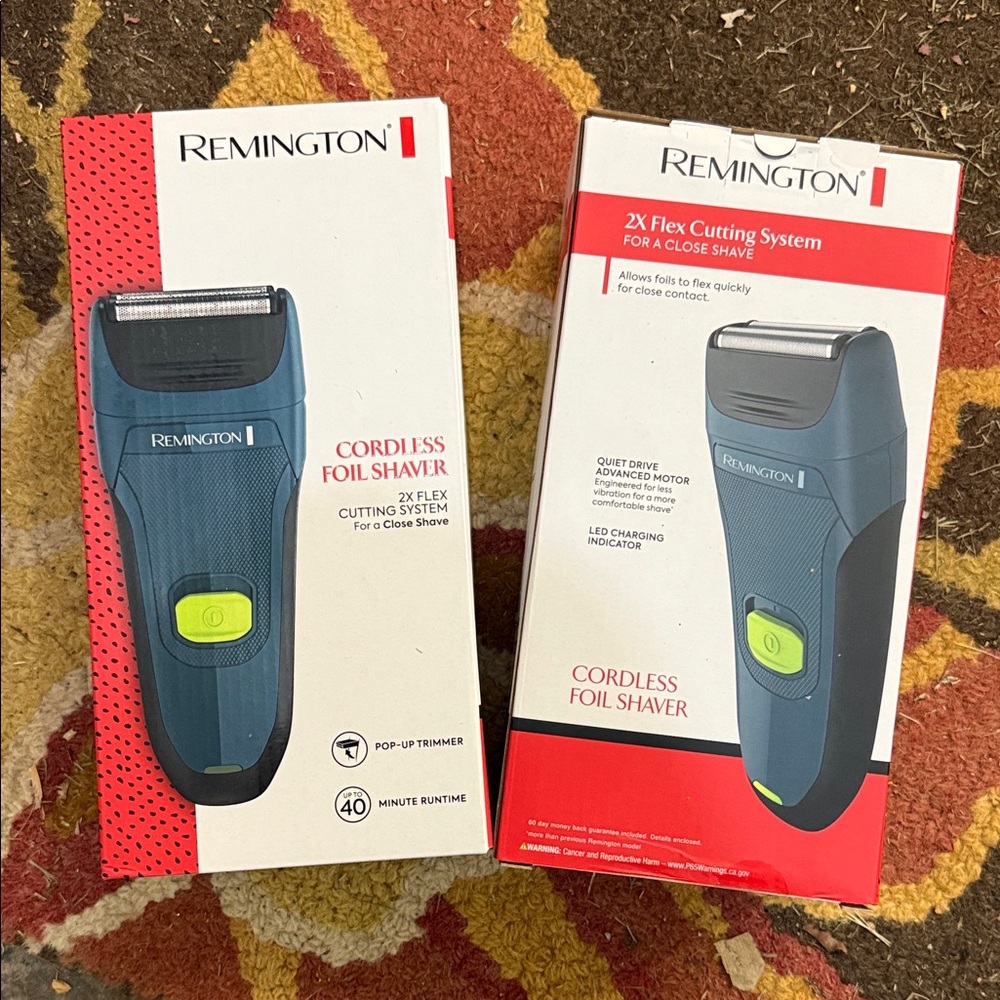 Remington Cordless Foil Shavers (2) - Blue with Green Button